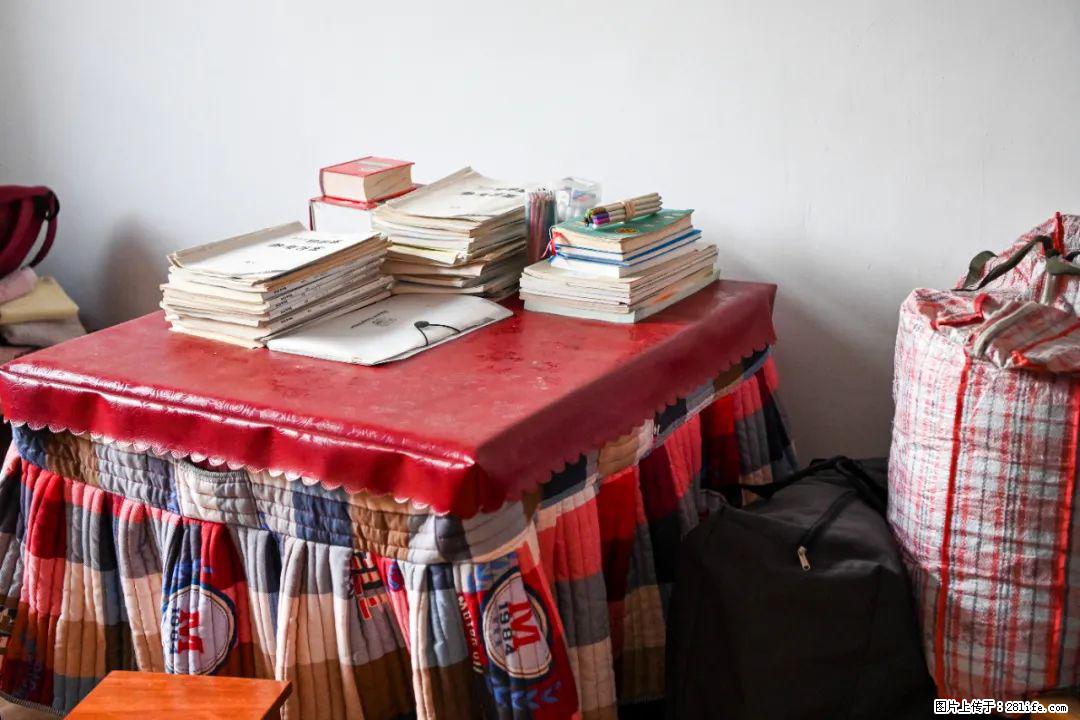 全网追的“扁担女孩”,找了一份暑假工,时薪12元 - 荆门生活资讯 - 荆门28生活网 jingmen.28life.com